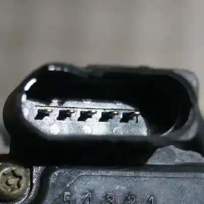 Pezzo di ricambio per auto di seconda mano misuratore di flusso per audi a4 8e2, b6 (2000-2004) riferimenti oem iam 06c133471a  