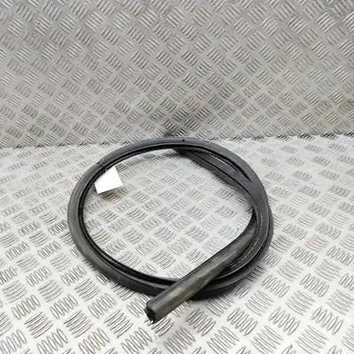 Peça sobressalente para automóvel em segunda mão junta vedante da porta por audi a5 8t3 (2007-2016) referências oem iam 8t0831707d  