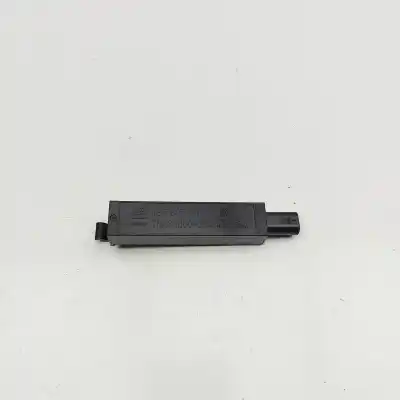 Piesă de schimb auto la mâna a doua ANTENA pentru CADILLAC ESCALADE (2014-..) Off-road Referințe OEM IAM 13580790  