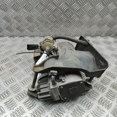 Second-hand car spare part VOLUMETRIC COMPRESSOR for JAGUAR XJ X350 (2003-2009) OEM IAM references C2C27702  
