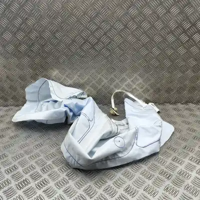 Pezzo di ricambio per auto di seconda mano Airbag Lato Sinistro per MAZDA 3 HATCHBACK BP (2018-..) Hatchback Riferimenti OEM IAM BGBC-57-KN0B  