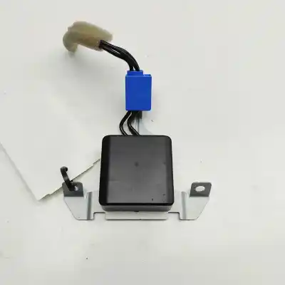 Second-hand car spare part Antenna for MAZDA 3 HATCHBACK BP (2018-..) Hatchback OEM IAM references BDMD-66-T30  