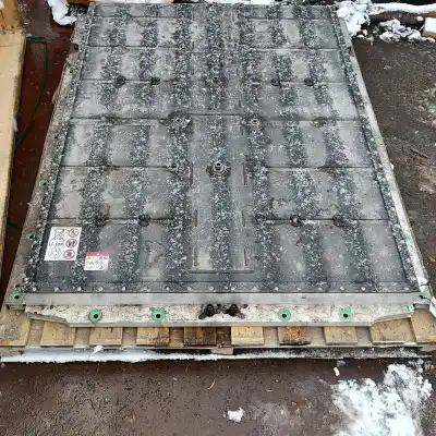 Second-hand car spare part BATTERY for VOLKSWAGEN ID.4 E21 (2020-..) OEM IAM references 1EA915910AC,352V,234AH,82KWH  