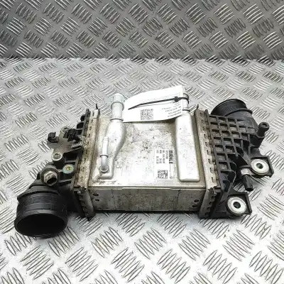 Pezzo di ricambio per auto di seconda mano RADIATORE D ACQUA per VOLKSWAGEN CRAFTER PLATFORM/CHASSIS SZ_ (2017-..) Commercial Riferimenti OEM IAM 04L145749M  