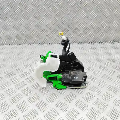 Second-hand car spare part LEFT FRONT DOOR LOCK for KIA CEE\´D JD (2012-2018) OEM IAM references 81320-A2420  