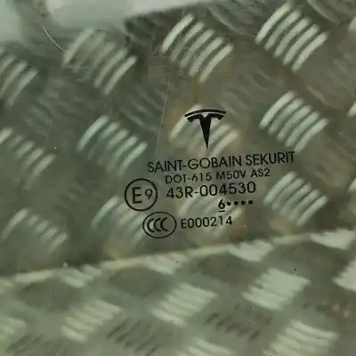 Автозапчастина б/у скло передніх дверей ліве для tesla model x (2013-..) hatchback посилання на oem iam 1028822-00-j  