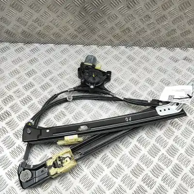 Peça sobressalente para automóvel em segunda mão ELEVADOR DE VIDROS DIANTEIRO DIREITO por SEAT ATECA KH7 (2016-..) Off-road Referências OEM IAM 575837462A,5Q0959802C,0130822076  