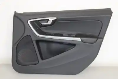 Pezzo di ricambio per auto di seconda mano Rivestimento Porta Anteriore Destro per VOLVO V60 (2010-2018) Riferimenti OEM IAM 8635857  