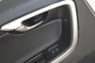 Pezzo di ricambio per auto di seconda mano rivestimento portiera posteriore sinistra per volvo v60 (2010-2018) riferimenti oem iam 1302149  