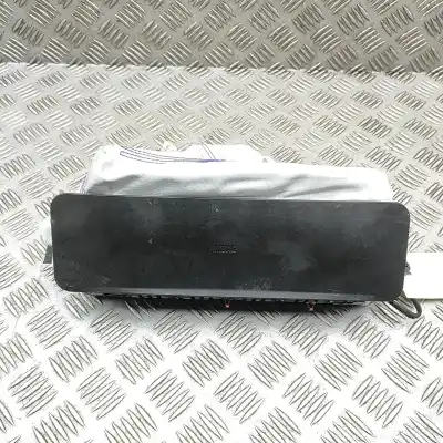 Pièce détachée automobile d'occasion AIRBAG GENOUX pour BMW 3 TOURING G21 (2019-..) Estate Références OEM IAM 6804046  