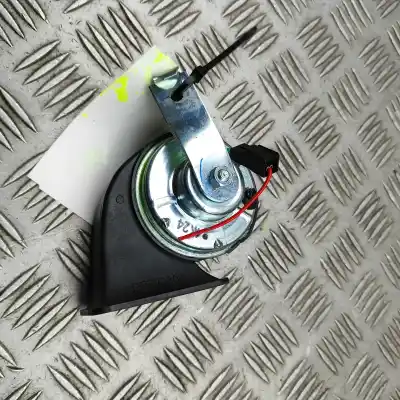 Second-hand car spare part horn for mazda 3 hatchback bp (2018-..) hatchback oem iam references kd35-66-79yd  