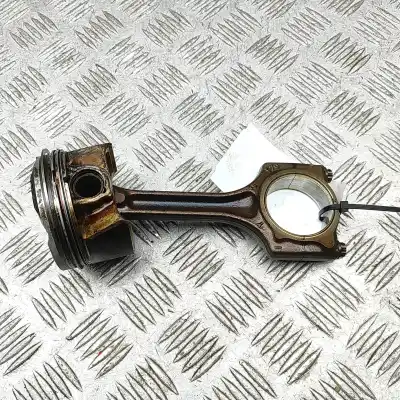 Gebrauchtes Autoersatzteil KOLBEN zum BMW 3 F30, F80 (2011-2019) OEM-IAM-Referenzen 7621253,7601181  