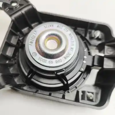 Peça sobressalente para automóvel em segunda mão alto-falante da porta traseira direita por mazda 3 hatchback bp (2018-..) hatchback referências oem iam bdgg-66-960  
