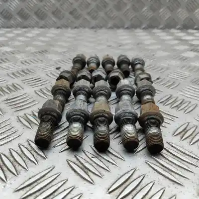 Peça sobressalente para automóvel em segunda mão JOGO DE PARAFUSOS DE RODA por VOLKSWAGEN CADDY IV FURGON SAA, SAH (2015-..) Commercial Referências OEM IAM WHT001812  