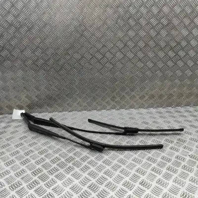 Peça sobressalente para automóvel em segunda mão MECANISMO DE ESCOVA DIANTEIRA por SKODA KODIAQ NS7 (2016-..) Off-road Referências OEM IAM 567955409,567955410  