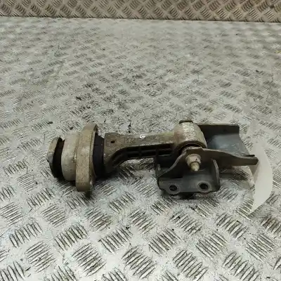 Second-hand car spare part Rear Engine Support for KIA CEE\´D JD (2012-2018) OEM IAM references 21950-A5000  