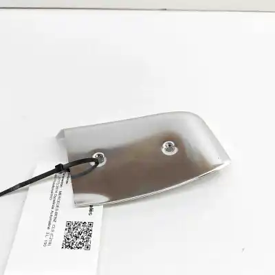 Peça sobressalente para automóvel em segunda mão MOLDURA DA PORTA TRASEIRA DIREITA por MERCEDES-BENZ CLS C218 (2010-2017) Referências OEM IAM A2187370288  