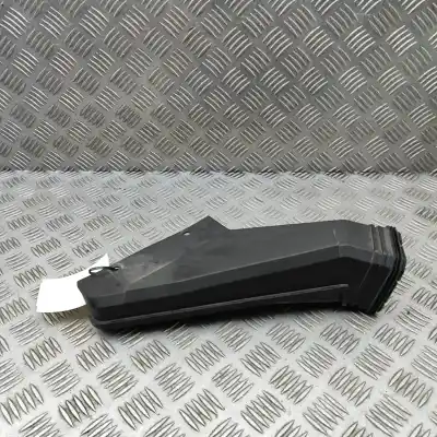 Peça sobressalente para automóvel em segunda mão ENTRADA DE AR por KIA SPORTAGE V NQ5 (2021-..) Off-road Referências OEM IAM 28212-P0400  