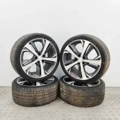 Pezzo di ricambio per auto di seconda mano Set di Cerchione in lega per PEUGEOT 308 SW II (2014-2021) Riferimenti OEM IAM 9806253277  