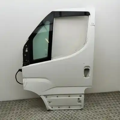 Recambio de automóvil de segunda mano de PUERTA DELANTERA IZQUIERDA para IVECO DAILY VI FLATBED (2014-..) Commercial referencias OEM IAM 5801489558  