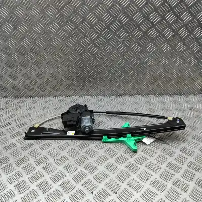 Peça sobressalente para automóvel em segunda mão ELEVADOR DE VIDROS TRASEIRO DIREITO por VOLKSWAGEN TIGUAN AD1 (2016-..) Off-road Referências OEM IAM 5NA839462C,5Q0959408E  