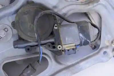 Peça sobressalente para automóvel em segunda mão elevador de vidros traseiro direito por bmw 3 e30 (1982-1992) sedan referências oem iam 0130821165  