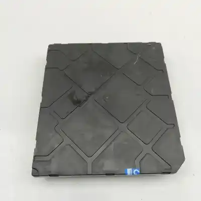 Pezzo di ricambio per auto di seconda mano MODULO COMFORT per VOLKSWAGEN TIGUAN AD1 (2016-..) Off-road Riferimenti OEM IAM 5Q01937084B  