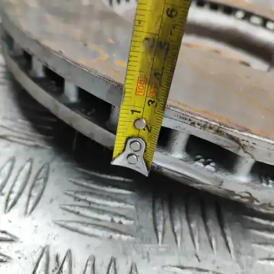 Pezzo di ricambio per auto di seconda mano disco freno anteriore per volkswagen id.4 e21 (2020-..) off-road riferimenti oem iam 1ea615301a  