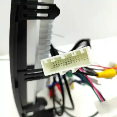 Peça sobressalente para automóvel em segunda mão display gps / multimídia por toyota prius plus _w4_ (2011-..) hatchback referências oem iam   