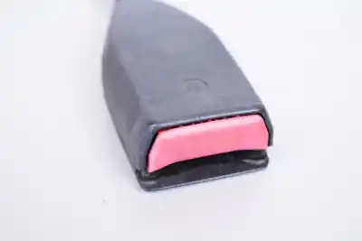 Pezzo di ricambio per auto di seconda mano gancio cintura anteriore destro per bmw 3 e30 (1982-1992) sedan riferimenti oem iam 1935648,0407846  