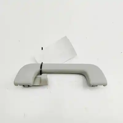 Tweedehands auto-onderdeel BINNEN HANDGREEP ACHTER ACHTER voor VOLKSWAGEN AMAROK 2H_, S1B (2010-2022) Pick-up OEM IAM-referenties 8R0857608D  