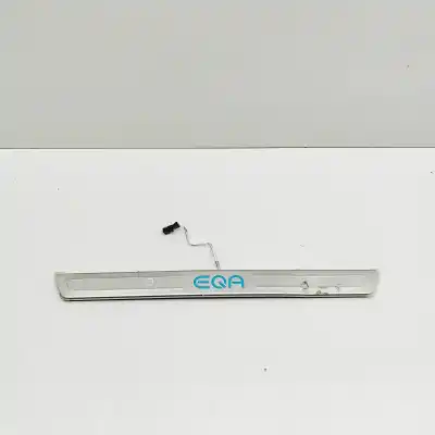 Автозапчасти б/у ЛЕВАЯ ПЕРЕДНЯЯ ВНУТРЕННЯЯ НАКЛАДКА ПОРОГА за MERCEDES-BENZ EQAH243 (2021-..) Off-road ссылки OEM IAM A2436806200  