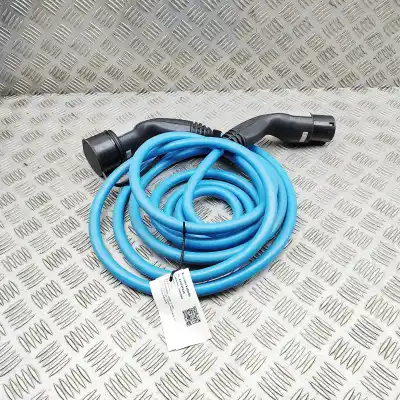 Peça sobressalente para automóvel em segunda mão CHICOTE DA BATERIA por BMW I3 I01 (2013-2021) Referências OEM IAM LC2-ST323  