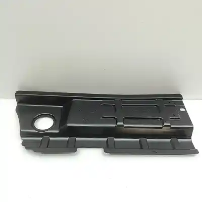Pezzo di ricambio per auto di seconda mano COPERTURA SKID per RENAULT CAPTUR II HF_ (2021-..) Riferimenti OEM IAM 748U61900R  