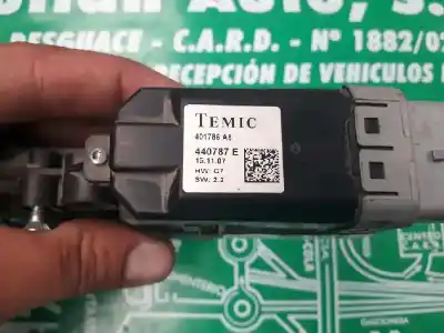 Peça sobressalente para automóvel em segunda mão motor elevador vidro dianteiro esquerdo por citroen c3 1.4 hdi cool referências oem iam 401786  440787