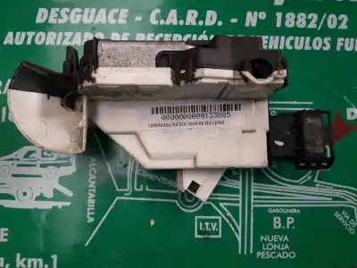 Peça sobressalente para automóvel em segunda mão Fechadura Da Porta Traseira Esquerda por PEUGEOT 308 Confort Referências OEM IAM 567148 22012 A01514