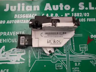 Pezzo di ricambio per auto di seconda mano serratura porta anteriore destra per peugeot 308 confort riferimenti oem iam 567147