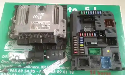 Pièce détachée automobile d'occasion Calculateur Moteur Ecu pour PEUGEOT 308 Active Références OEM IAM 9807054180  0281030548
