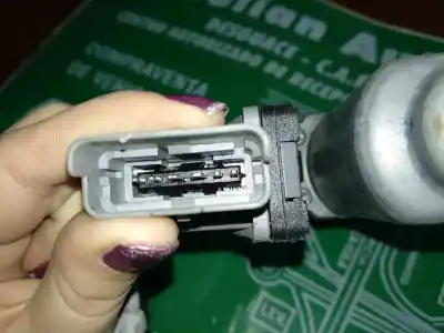 Second-hand car spare part left front window motor for citroen c3 1.1 collection oem iam references 400619f  