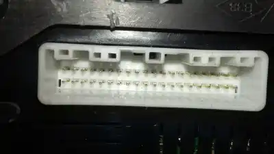 Second-hand car spare part ecu engine control for renault clio iii emotion oem iam references 8200399038  8200513163