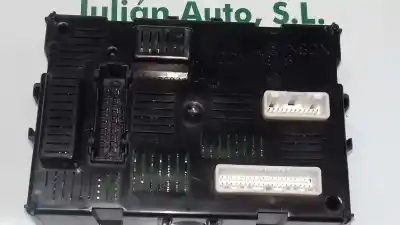 Peça sobressalente para automóvel em segunda mão centralina de motor uce por renault clio iii emotion referências oem iam 8200399038  8200619409