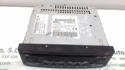 Pièce détachée automobile d'occasion système audio / radiocd pour peugeot partner (s2) combi plus références oem iam 96635824xt clarion rd301 pu2859aj