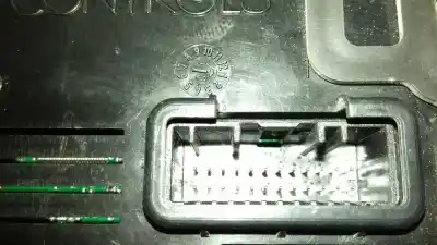 Peça sobressalente para automóvel em segunda mão centralina de motor uce por renault clio iii exception referências oem iam 8200843713  8200807626