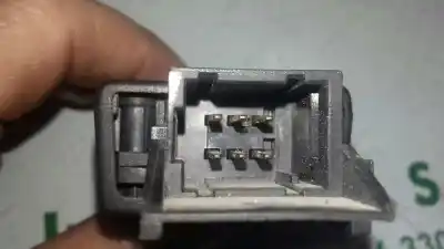 Second-hand car spare part multifunction switch for renault clio ii fase ii (b/cb0) clio oem iam references 8200058695  sw070104f