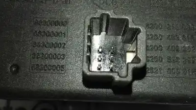 Peça sobressalente para automóvel em segunda mão interruptor 4 piscas - emergência por renault clio iii exception referências oem iam 8200214896 88300000 8200483813