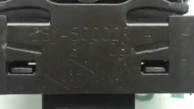 Peça sobressalente para automóvel em segunda mão trocar por renault laguna iii 2.0 d referências oem iam 251450002r  