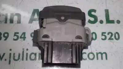Second-hand car spare part switch for renault clio iii exception oem iam references 28082  