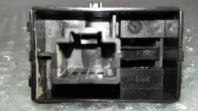 Peça sobressalente para automóvel em segunda mão trocar por renault laguna iii limited referências oem iam 684920001r  