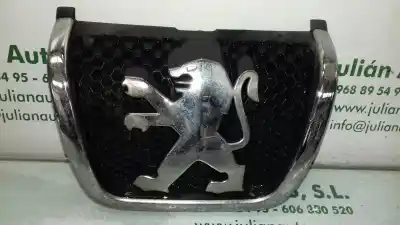 Second-hand car spare part FRONT GRILLE for PEUGEOT PARTNER (S2)  OEM IAM references 9644759077  
