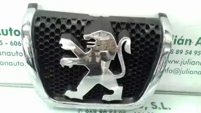 Second-hand car spare part FRONT GRILLE for PEUGEOT PARTNER (S2)  OEM IAM references 9644759077  